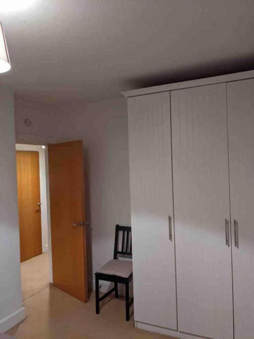 Beautiful 2 Bed Apt In Grand Canal Dublín Exterior foto
